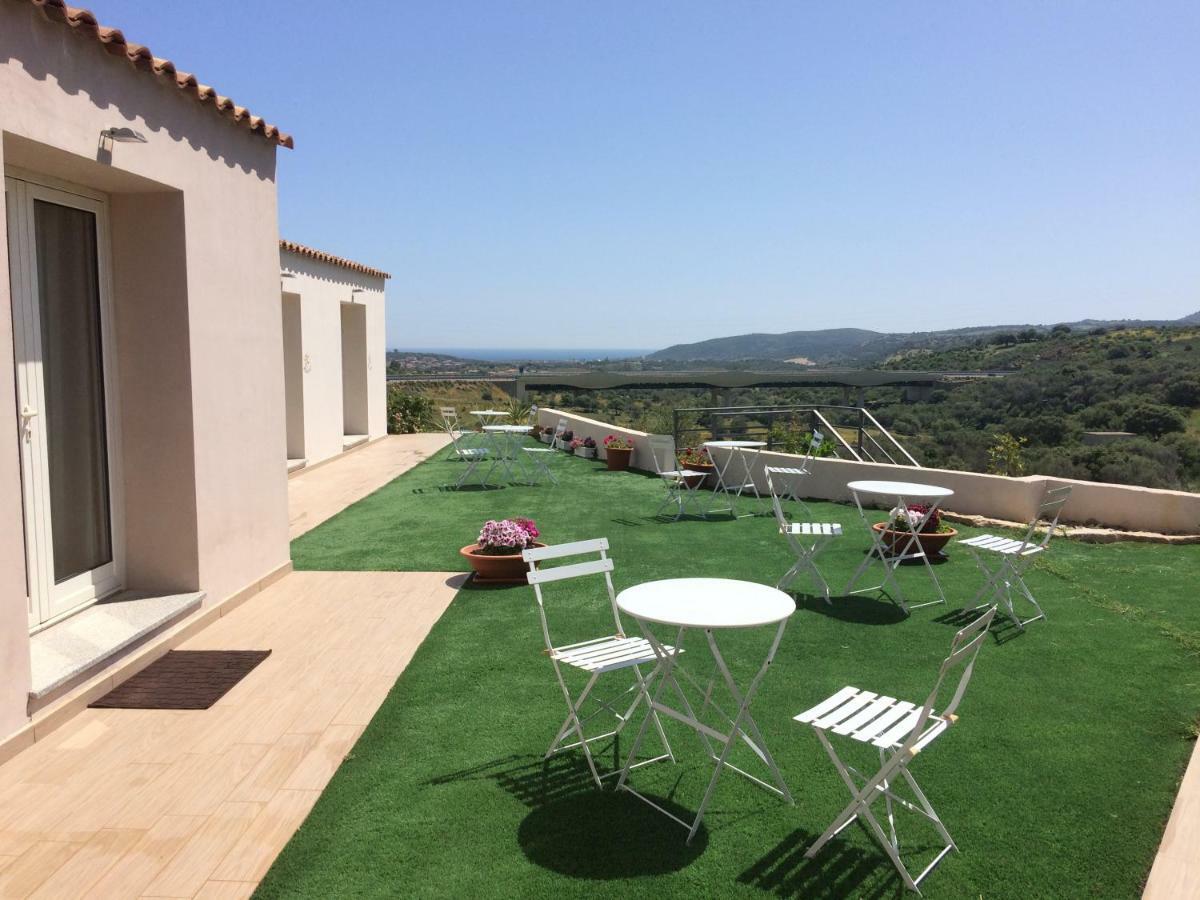Bed and Breakfast Sole&Sale San Teodoro  Exterior foto