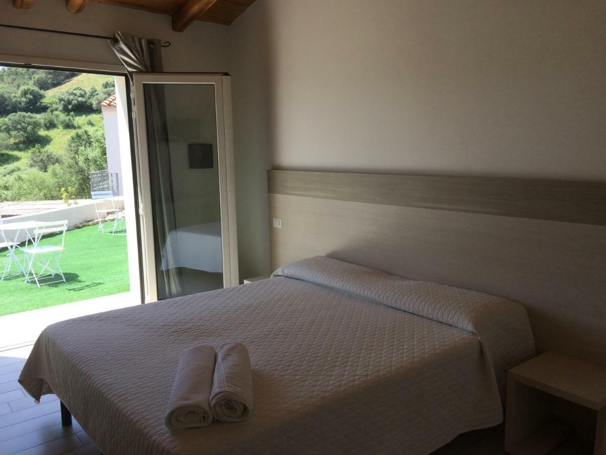 Bed and Breakfast Sole&Sale San Teodoro  Exterior foto