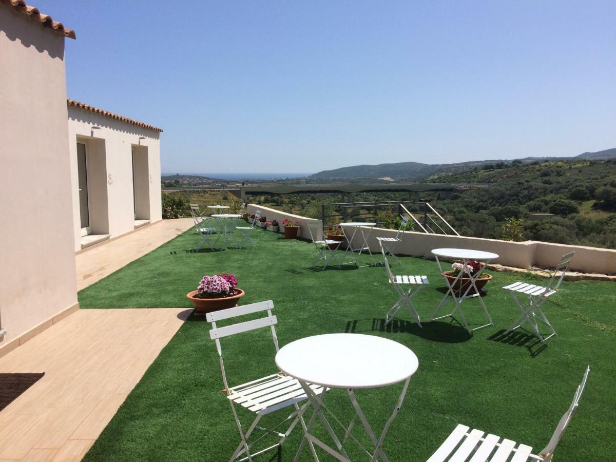 Bed and Breakfast Sole&Sale San Teodoro  Exterior foto