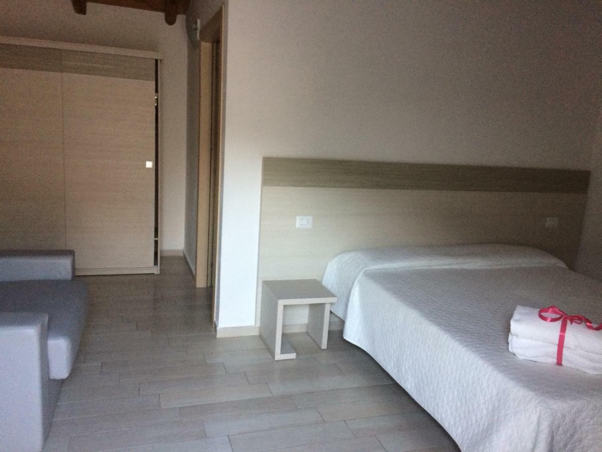 Bed and Breakfast Sole&Sale San Teodoro  Exterior foto