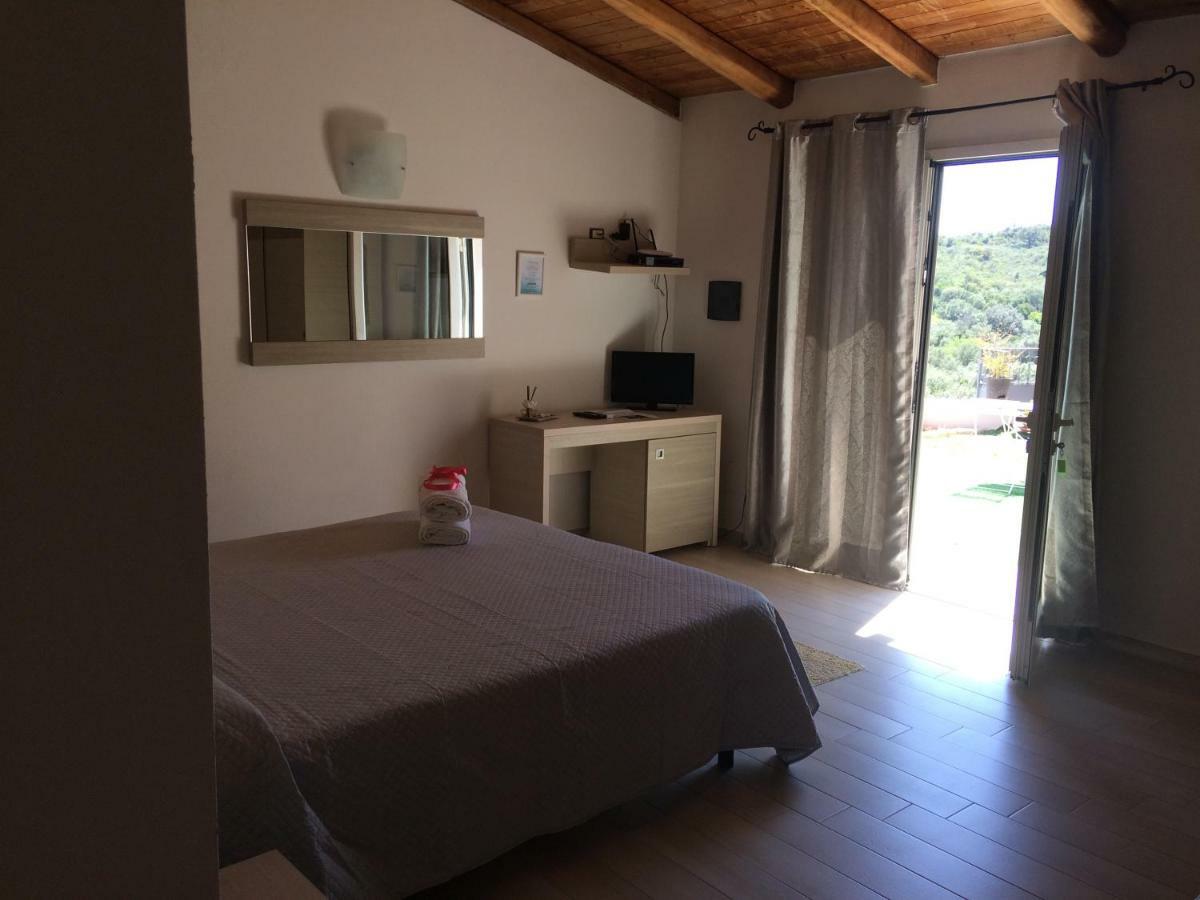 Bed and Breakfast Sole&Sale San Teodoro  Exterior foto